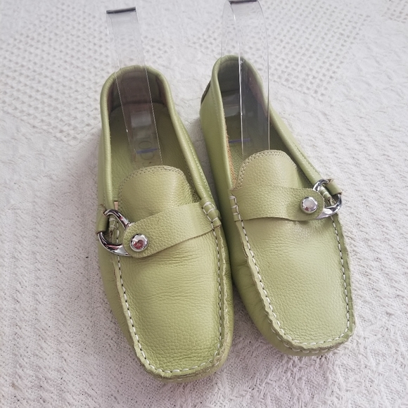 Tod's Green Leather Loafers - Picture 3 of 10